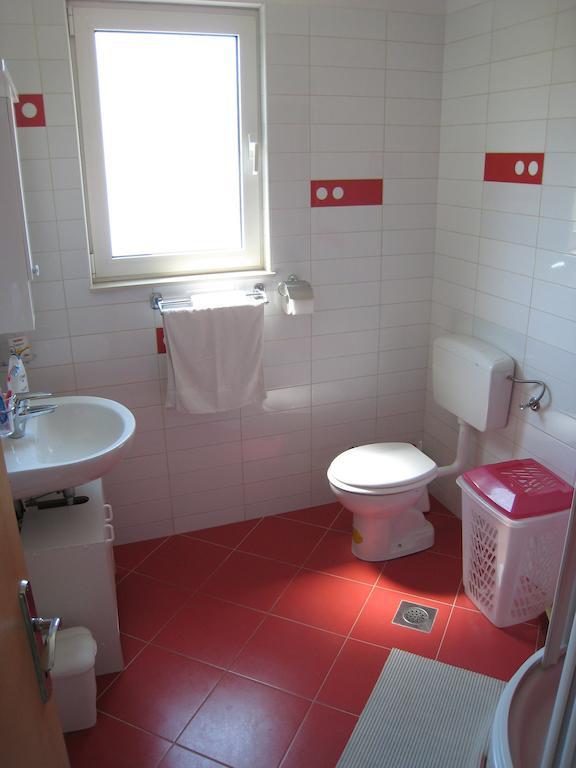 Apartments Mediterranean Sundance Vodice Cameră foto